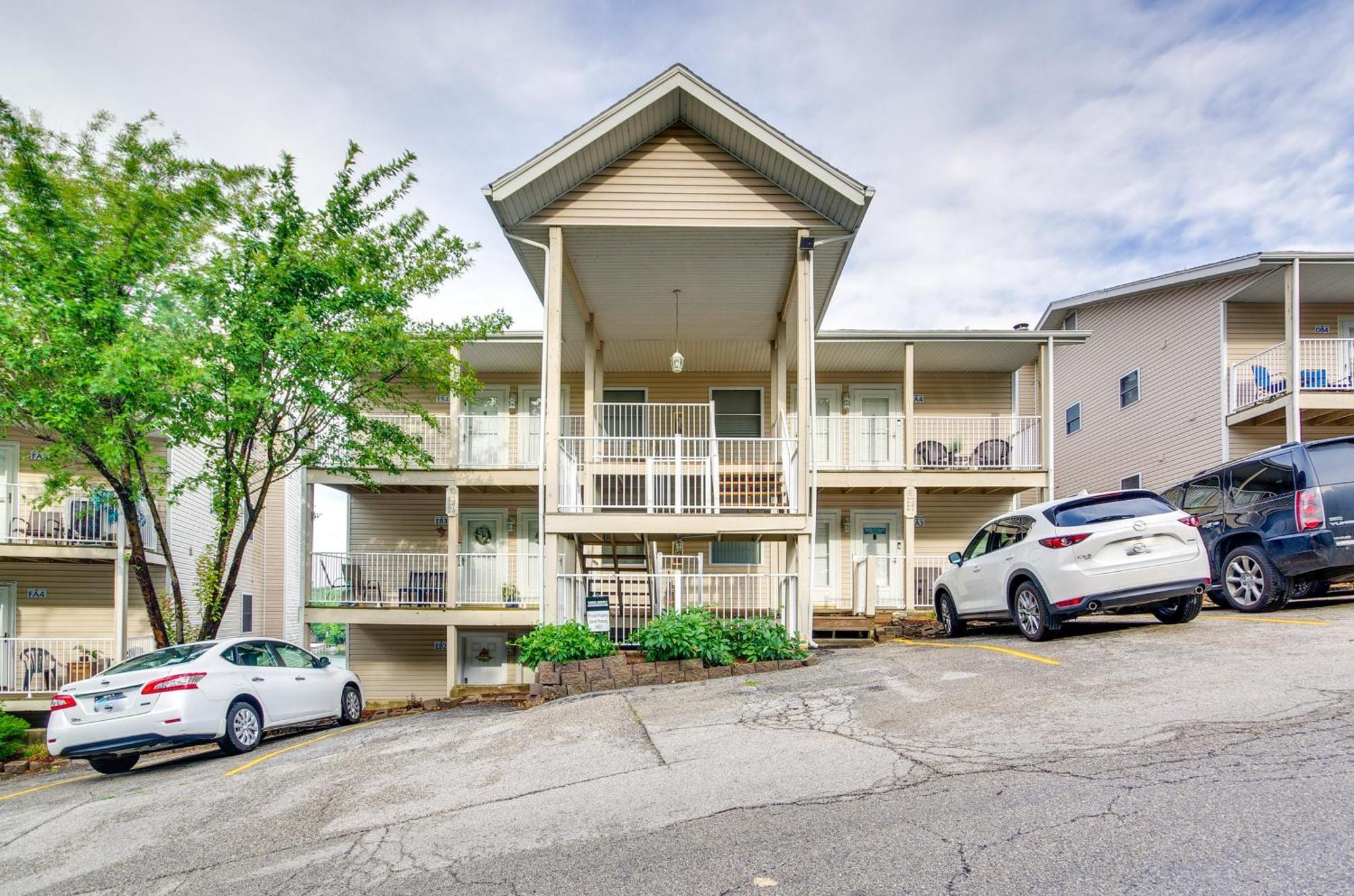 Cozy Lake Ozark Condo Rental With Grill, Pool Access Εξωτερικό φωτογραφία