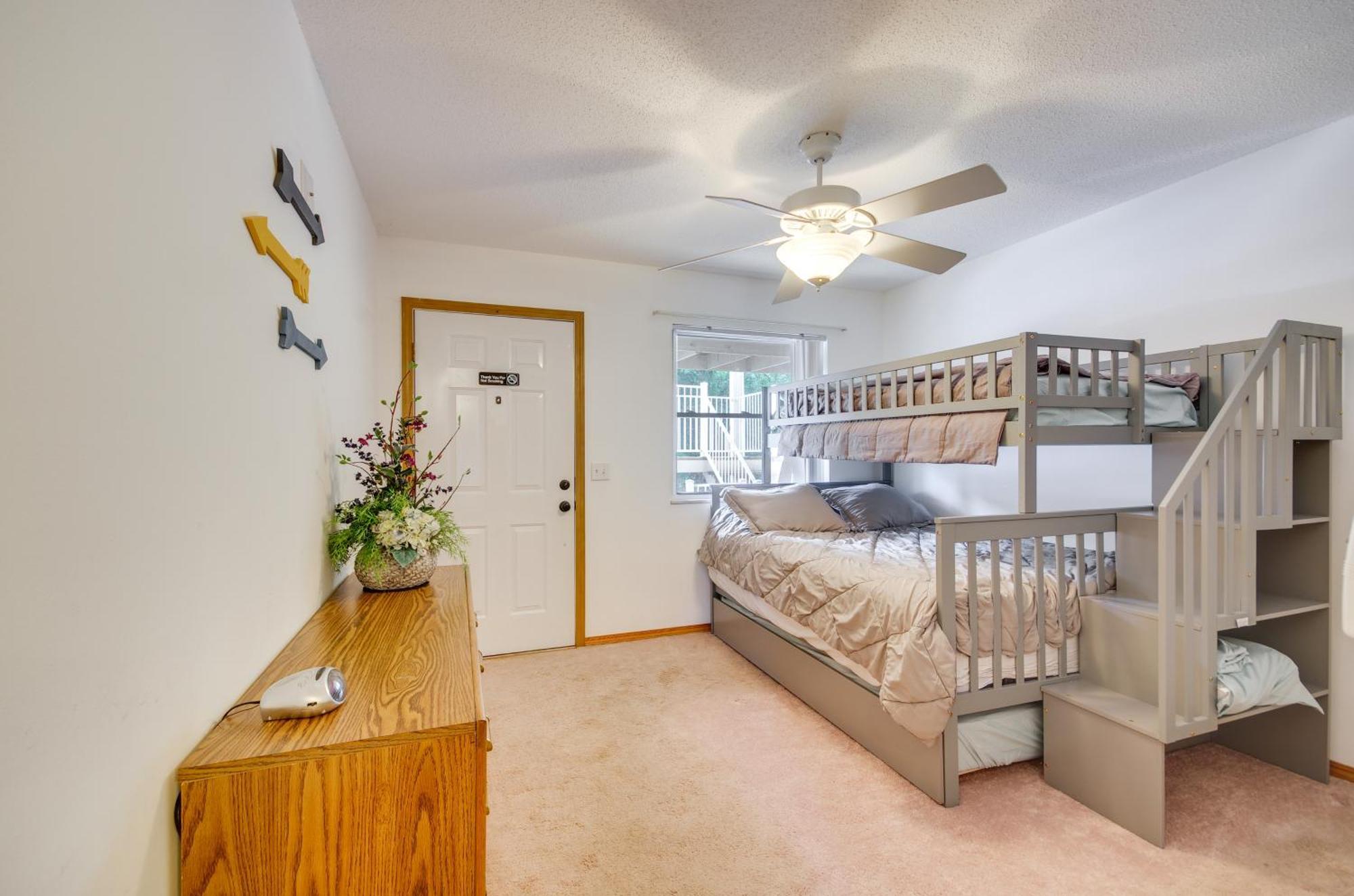 Cozy Lake Ozark Condo Rental With Grill, Pool Access Εξωτερικό φωτογραφία