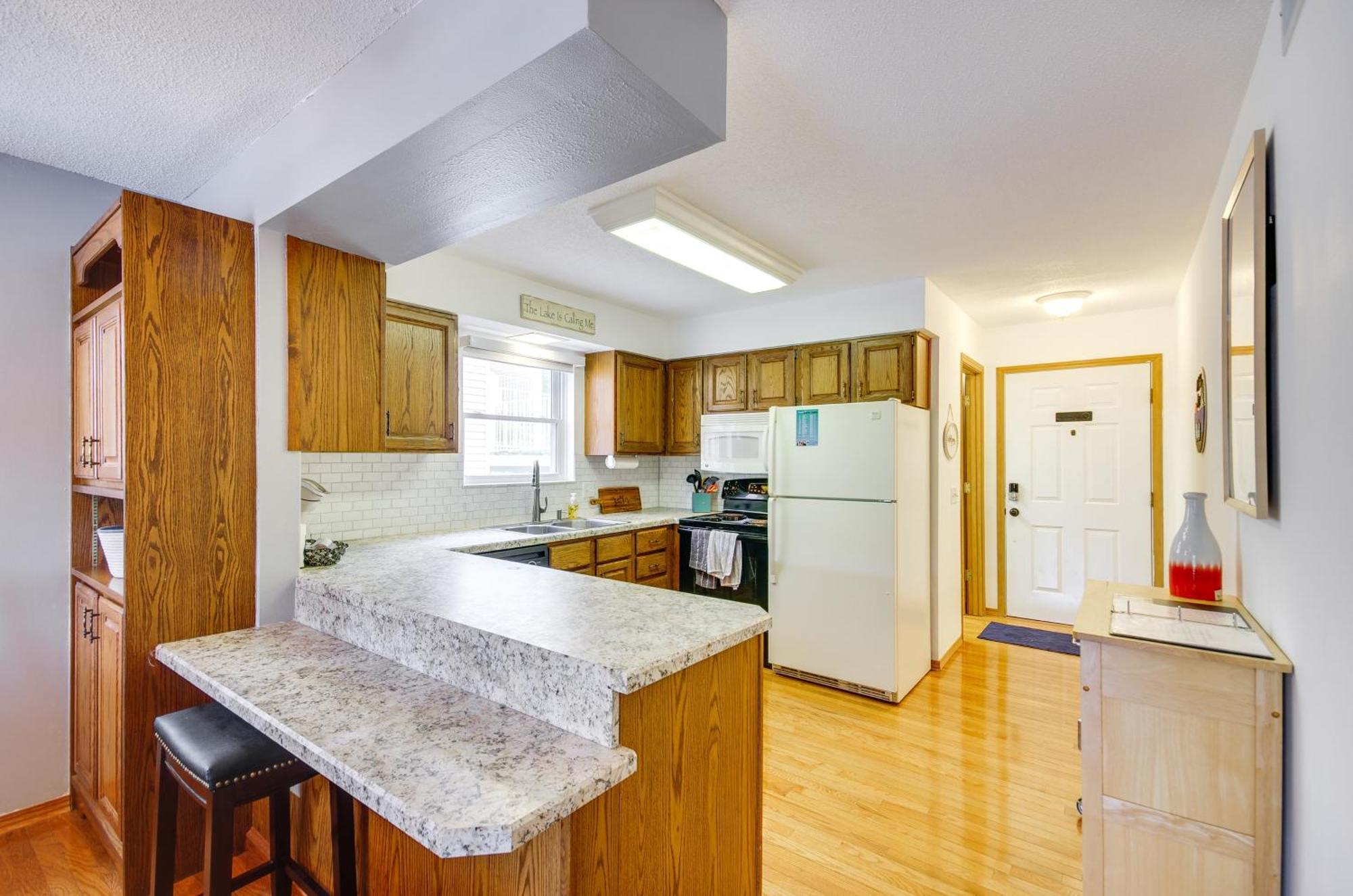 Cozy Lake Ozark Condo Rental With Grill, Pool Access Εξωτερικό φωτογραφία