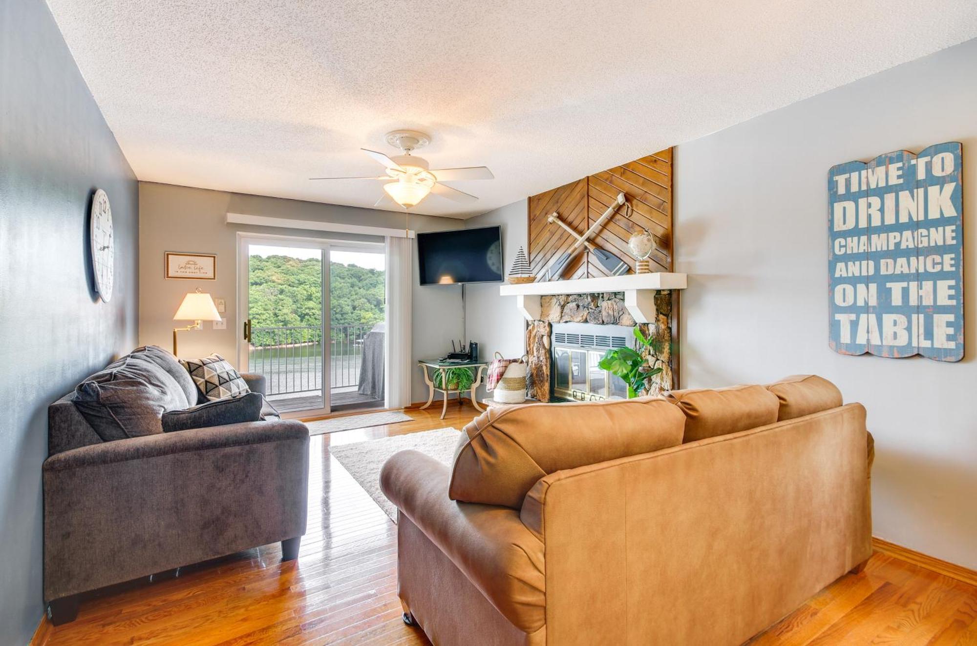 Cozy Lake Ozark Condo Rental With Grill, Pool Access Εξωτερικό φωτογραφία